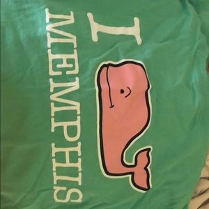 Vineyard Vines Memphis logo tee